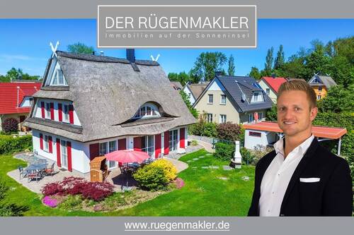 Herzlich willkommen - Umsatzstarkes (Ø ca. 46.315 €Jahr) und energieeffizientes Reetdachhaus mit Sole-Wärmepumpe in Glowe