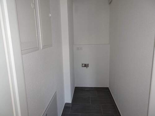 Abstellraum mit WM-Anschluss - 
