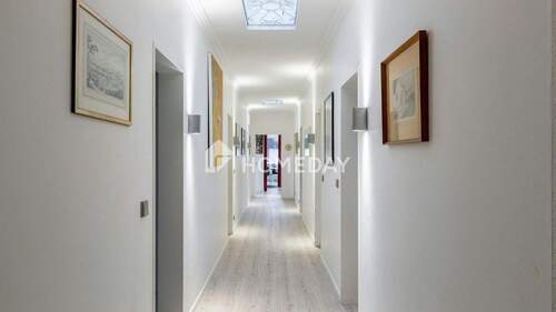 EG Flur 1 4 - Ein Zuhause der Extraklasse - Ihr Traum vom luxuriösen Wohnen mit eigenem Schwimmbad