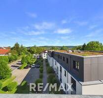 2-Zimmer-Wohnung mit EBK und Balkon mit weitreichender Aussicht - Schorndorf