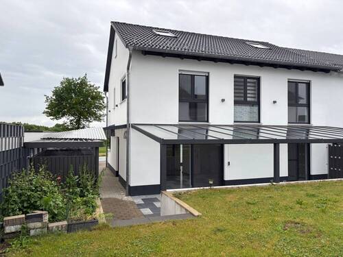 Außen - Sofort beziehbares, top ausgestattetes, Einfamilienhaus mit Terrasse u. Carport