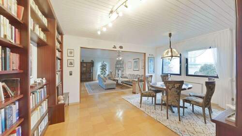 Esszimmer - 6 Zimmer Einfamilienhaus zum Kaufen in Braunschweig