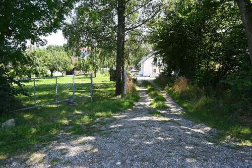 Weg am Grundstück - 