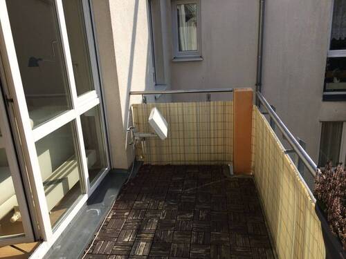 Balkon (2) - 3 Zimmer Etagenwohnung in Markkleeberg
