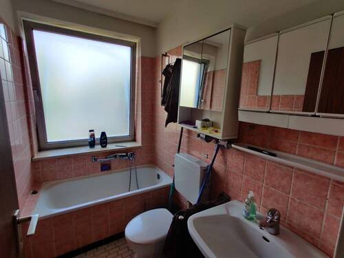 Badezimmer - Etagenwohnung mit 41,00 m&sup2; in Gütersloh zum Kaufen