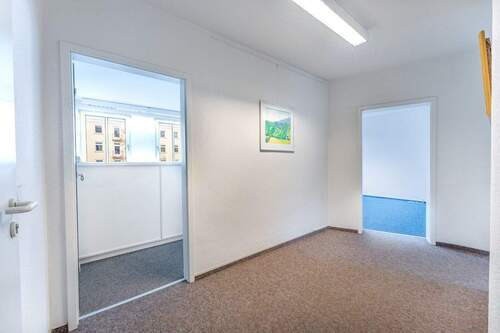 Eingangsbereich - Büro mit 160,00 m&sup2; in Kassel / Wehlheiden zur Miete