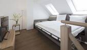 Granat 2 OG Schlafzimmer 2 - 