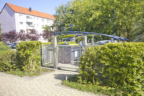 Müllcontainerhaus - 