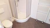 Badezimmer mit Dusche - 