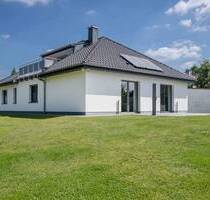 Familienidylle mit großem Gartengrundstück auf dem Land - Weichensdorf