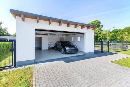 Garage - 