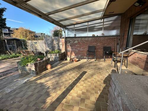 sonnige, große Terrasse - 
