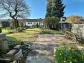 Blick in den sonnigen Garten - Doppelhaushälfte mit 100,00 m² in Nörvenich zum Kaufen