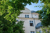 Mommsenstraße3 - 
