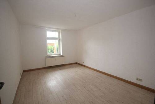 Kind - Etagenwohnung mit 66,00 m² in Hartha zur Miete