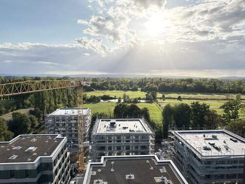 Blick zu den Leineauen - 4 Zimmer Etagenwohnung zur Miete in Hannover