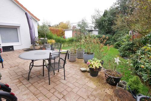 sonnige Terrasse.JPG - 