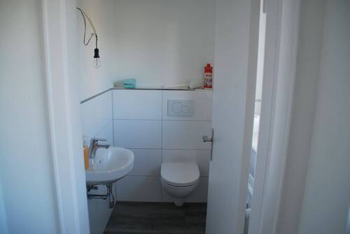 Gäste-Wc im Erdgeschoss.JPG - 