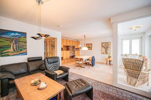 Wohnzimmer - Etagenwohnung mit 97,00 m&sup2; in Falkensee zum Kaufen