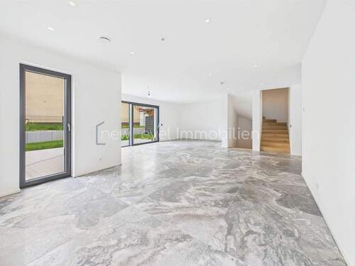 Wohnzimmer 1 - 6 Zimmer Mehrfamilienhaus, Wohnhaus in Landsberg am Lech