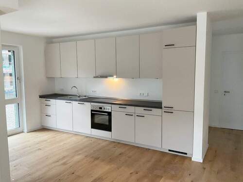 Kochbereich / EBK - 3 Zimmer Etagenwohnung zur Miete in Hannover