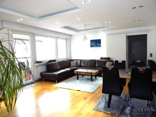 Wohn-/Esszimmer - 4 Zimmer Etagenwohnung zum Kaufen in Geislingen an der Steige