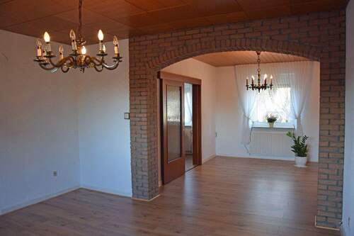 Wohn-/Schlafzimmer - Ruhiges Zuhause in zentraler Wohnlage von 47929 Grefrath - ideal für eine Einzelperson