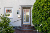 Front - 6 Zimmer Mehrfamilienhaus, Wohnhaus zum Kaufen in Delmenhorst