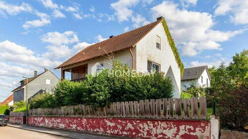 Außenansicht 2 - 9 Zimmer Mehrfamilienhaus, Wohnhaus in Abenberg