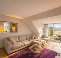 Elvira - Wifling bei Erding: Schöne 2,5-Zimmer-Dachgeschosswohnung mit Balkon. - Wörth