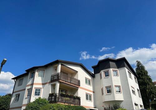 Vorderansicht - Wannemacher Immobilien **** TOP sehr schönes voll vermietetes fünf Parteienhaus in super Lage von Ottweiler ****