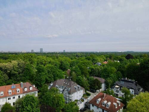 Herzogpark - Mehrfamilienhaus, Wohnhaus mit 1,06 m² in München zum Kaufen