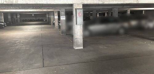 Tiefgaragenstellplätze Hannover Hinrichsring - Einfamilienhaus in Hannover