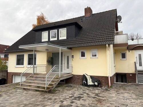 Hausansicht vorn.jpg - Mehrfamilienhaus, Wohnhaus zum Kaufen in Grömitz