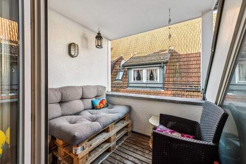 Balkon - Großzügige 2,5-Zimmer-Wohnung mit zwei Balkonen in ruhiger Innenstadtlage