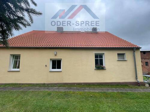 Hausansicht - 3 Zimmer Einfamilienhaus zum Kaufen in Steinhöfel