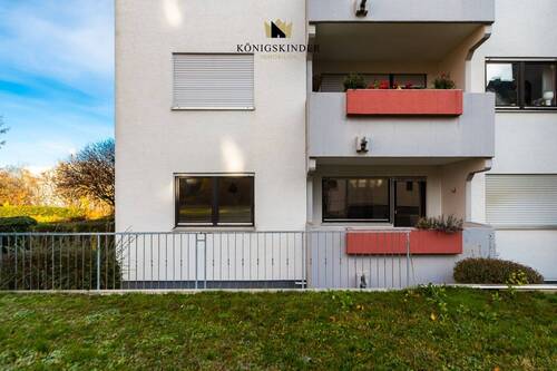 Außenansicht - 4 Zimmer Etagenwohnung zum Kaufen in Gerlingen