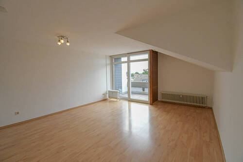 Wohnzimmer - 2 Zimmer Etagenwohnung in Edewecht