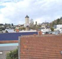***Ruhige, gut gelegene Dachgeschosswohnung mit neuwertiger Einbauküche im Herzen von Sonnenberg! *** - Wiesbaden