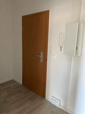 Flurbereich - Etagenwohnung mit 32,50 m² in Eberswalde zur Miete