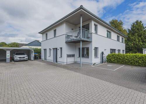 Bild 3 - 5 Zimmer Etagenwohnung in Friedrichsholm