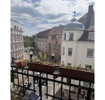 City Wohnung mit 2 Balkonen, toller Aussicht, guter Verkehrsanbindung und Stuckdecken - Fürth