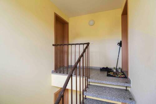 Hausflur Ansicht 01 - 