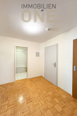 Diele - 2 Zimmer Etagenwohnung in Regensburg