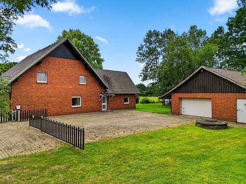 Bild 2 - 5 Zimmer Einfamilienhaus zum Kaufen in Petershagen
