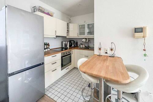 Wohnzimmer u. Küche - 