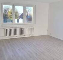 Gemütliche 3-Zimmer-Wohnung mit Einbauküche - für Pärchen, Familie und WG geeignet - Strausberg Hohenstein