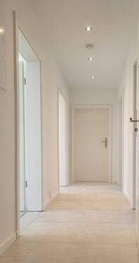 Flur - 3 Zimmer Etagenwohnung zur Miete in Strausberg