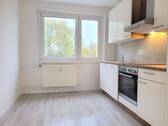 Küche - jetzt gefliest - 3 Zimmer Etagenwohnung in Strausberg