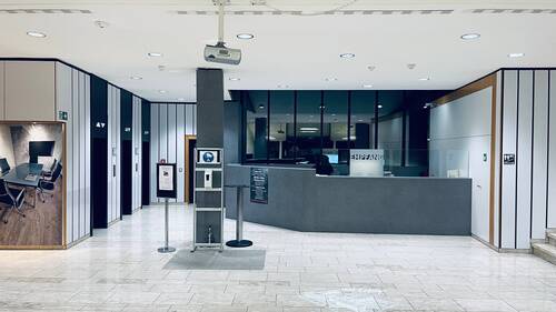 Empfangsbereich.jpeg - 